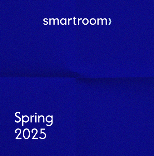 General view of London featuring iconic architecture and streetscapes, representing the city Smartroom serves.