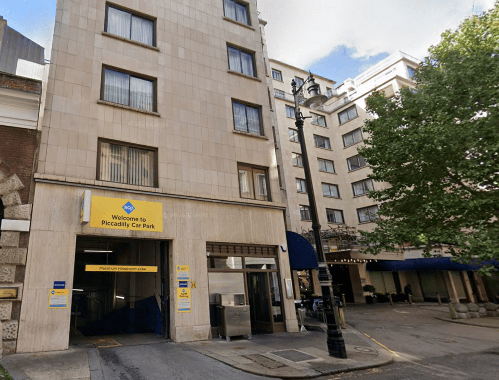 Entrance to Smartroom Self Storage St James’s at 20 Arlington St, London SW1A 1LR, a central London self storage facility with flexible storage units near Green Park station.